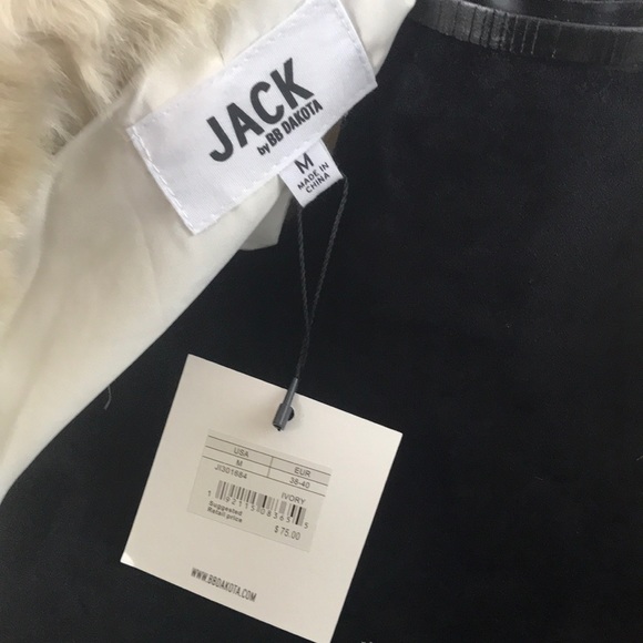 Jack by BB Dakota NWT faux fur vest Size M - Picture 7 of 7